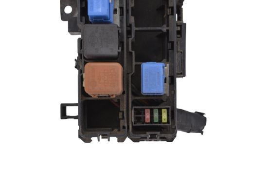 Блок запобіжників NISSAN PATHFINDER R51 2005-2014 (в зборі з кришкою 24382EB315) 2438351E01, 2438351E01, A