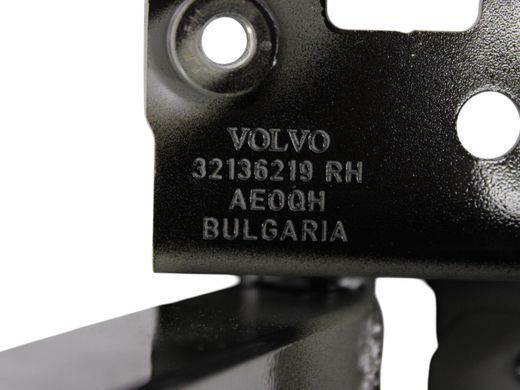 Петля кришки багажника права VOLVO S60 SPA 2019-2024 32136219, 32136219, A