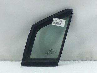 Стекло двери переднее левое TOYOTA AVENSIS T27 2009-2011 68126-05010, 68126-05010, A