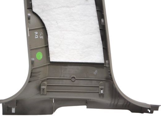 Накладка середньої стійки нижня права внутрішня AUDI Q5 2008-2012 8R0867240, 8R0867240, A