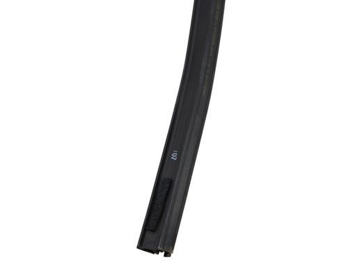 Уплотнитель боковых стекол передний правый LAND ROVER DISCOVERY SPORT L550 2014-2019 LR058549, LR058549, A