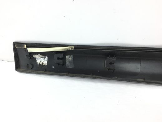 Молдинг дверей нижній передній правий зовнішній HYUNDAI SANTA FE CM 2006-2009 877602B010, 877602B010, B