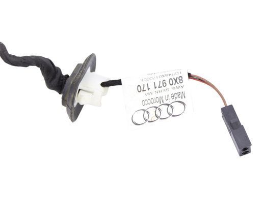 Додатковий стоп сигнал верхній задній AUDI Q3 F3 2018-2025 8V0945097D, 8V0945097D, B