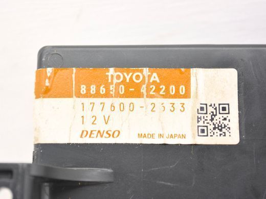Блок управління TOYOTA RAV4 CA30W 2005-2010 (кондиціонером) 8865042200, 8865042200, A