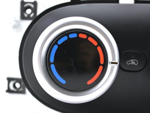 Блок управління пічкою/кліматконтролем FIAT 500L 2012-2016 (77366525) 735579747, 735579747, B