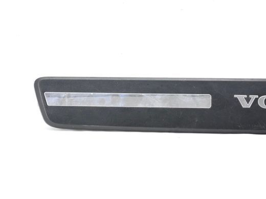 Накладка порога передня права VOLVO XC60 2013-2017 31349213, 31349213, B