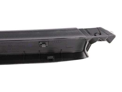 Накладка кришки багажника права AUDI Q3 F3 2018-2025 83A867608, 83A867608, A