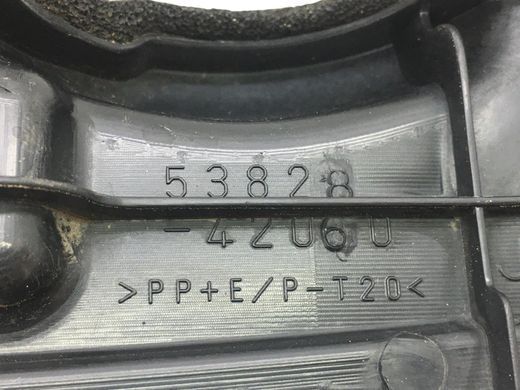Пильник переднього крила лівий TOYOTA RAV4 CA30W 2005-2010 53828-42060, 53828-42060, A