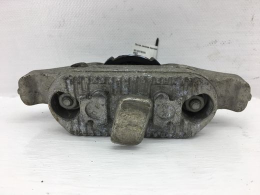 Петля зацепки груза NISSAN NAVARA D40 2005-2010 931267S205, 931267S205, A