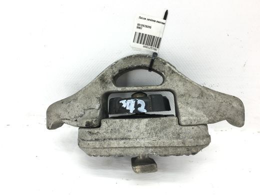 Петля зацепки груза NISSAN NAVARA D40 2005-2010 931267S205, 931267S205, A