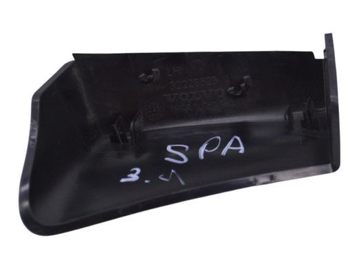 Заглушка задньої фари ліва VOLVO S60 SPA 2019-2024 32228523, 32228523, A
