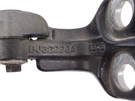 Петля двери верхняя передняя правая LAND ROVER DISCOVERY SPORT L550 2014-2019 LR056353, LR056353, A