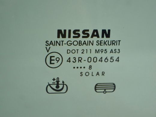 Стекло двери заднее левое NISSAN NAVARA D40 2005-2010 82301EB320, 82301EB320, A