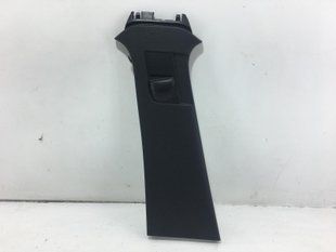 Накладка средней стойки верхняя левая VOLVO XC40 2017- 31479714, 31479714, B