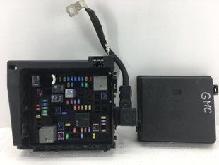 Блок предохранителей GMC ACADIA 2016-2019 84137484, 84137484, A