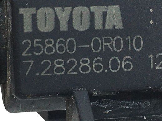 Клапан вакуумний TOYOTA AVENSIS T27 2012-2015 25860-0R010, 25860-0R010, A