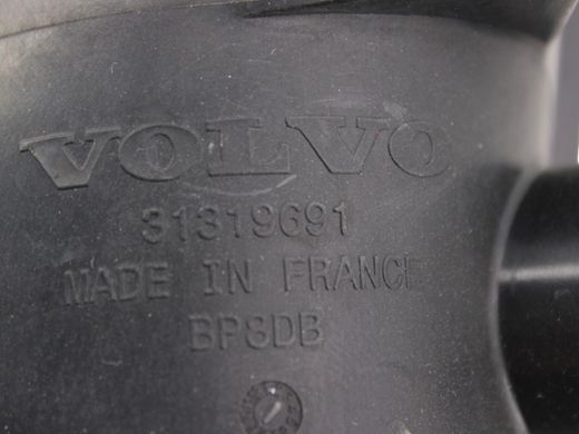 Патрубок воздушного фильтра VOLVO V60 Y20 2013-2018 (дефект кріплення) 31319691, 31319691, B