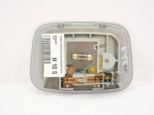 Плафон освітлення салону верхній задній MITSUBISHI OUTLANDER XL 2006-2010 MR654340, MR654340, B