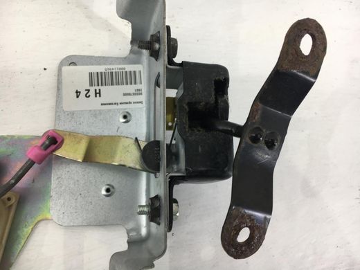 Замок кришки багажника INFINITI QX56 2004-2010 903307S600, 903307S600, A