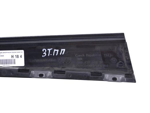 Накладка двери верхняя передняя правая внешняя SKODA SUPERB 3T 2008&ndash;2013 3T0837902B, 3T0837902B, A