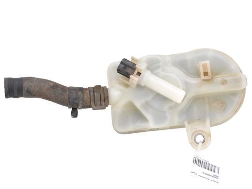 Бачок гальмівної рідини HONDA CR-V 2006-2010 (в зборі з 46662SDCA02, 46017SWWG00) 46660SWWE01, 46660SWWE01, A