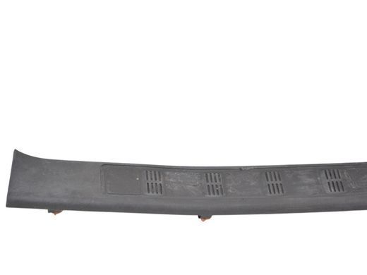 Накладка порога передня ліва внутрішня NISSAN NAVARA D40 2010-2014 769B55X00C, 769B55X00C, B