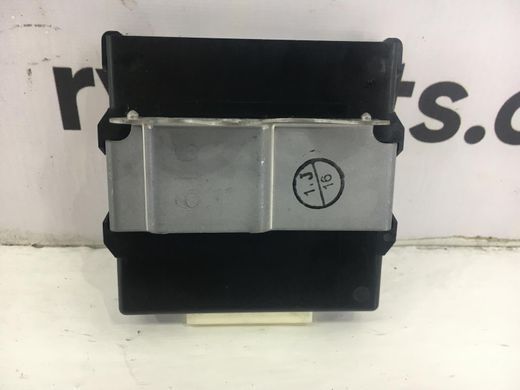 Блок управління роздавальною коробкою TOYOTA RAV4 CA30W 2005-2010 8963042010, 8963042010, A
