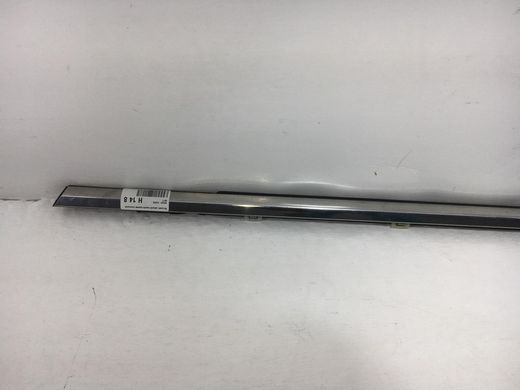 Молдинг дверей задній правий зовнішній HYUNDAI I40 2011-2015 83220-3Z000, 83220-3Z000, B