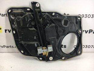 Монтажная плата передняя правая JEEP RENEGADE 2014- 68268758AA, 68268758AA, A