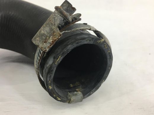 Корпус термостата VOLVO XC90 2002-2014 (з патрубком №31319441) 6G9N-61J20-AD, 6G9N-61J20-AD, B
