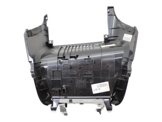 Накладка центральної консолі VOLVO V60 Y20 2013-2018 31389138, 31389138, A