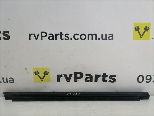Уплотнитель боковых стекол задний левый правый внутренний TOYOTA AVENSIS T27 2009-2011 6997552010, 6997552010, A