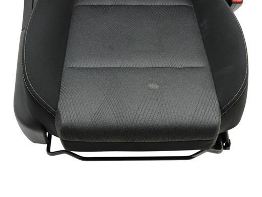 Сиденье переднее правое NISSAN ROGUE T33 2023- (механічне з Airbag) 87301-6RE0A, 87301-6RE0A, A