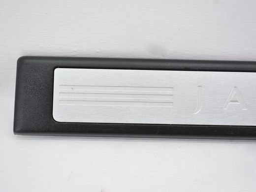 Накладка порога передняя правая внутренняя JAGUAR XF X250 2008-2011 (C2Z27889LEG) 8X23-13200-A, 8X23-13200-A, B