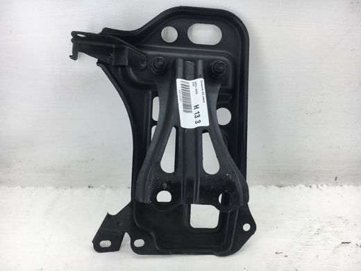 Кронштейн АКБ нижній TOYOTA AVENSIS T27 2009-2011 74410-05030, 74410-05030, A