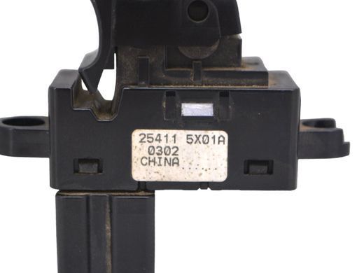Кнопка включення мотора склопідіймача передня права NISSAN NAVARA D40 2010-2014 254115X01A, 254115X01A, A