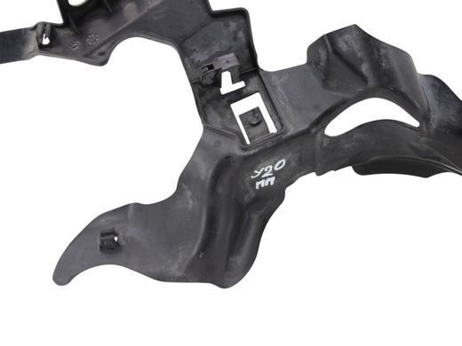 Дефлектор радіатора правий VOLVO V60 Y20 2013-2018 31497106, 31497106, A