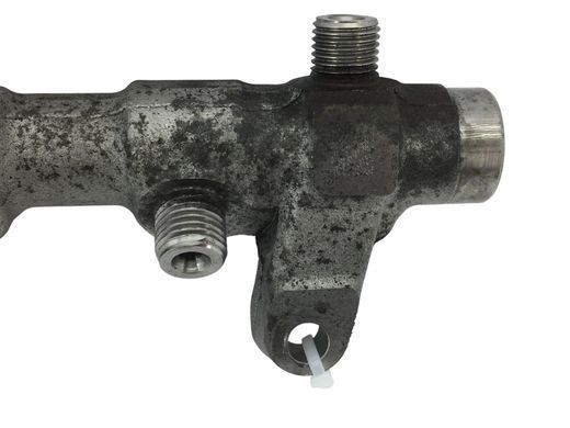 Паливна рампа SKODA SUPERB 3T 2008&ndash;2013 (03L089P) 03L130089P, 03L130089P, A