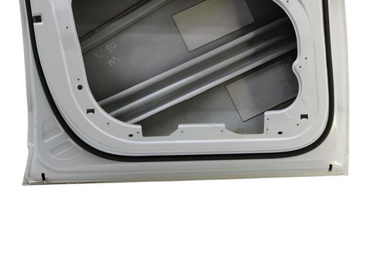 Двері передні ліві VOLVO XC90 2015-2019 32133216, 32133216, A