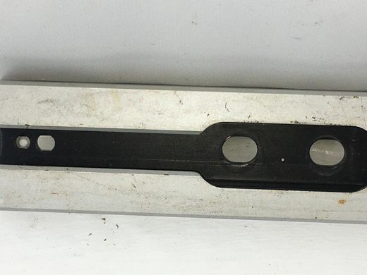 Кріплення багажника ліве TOYOTA AVENSIS T27 2009-2011 58420-05010, 58420-05010, B