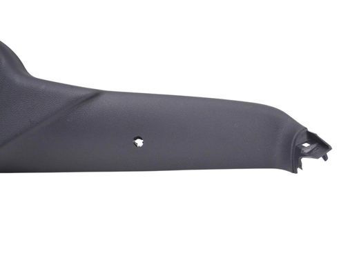 Накладка кришки багажника задня права внутрішня SKODA SUPERB 3T 2008&ndash;2013 (3T5867602C) 3T5867608C, 3T5867608C, A