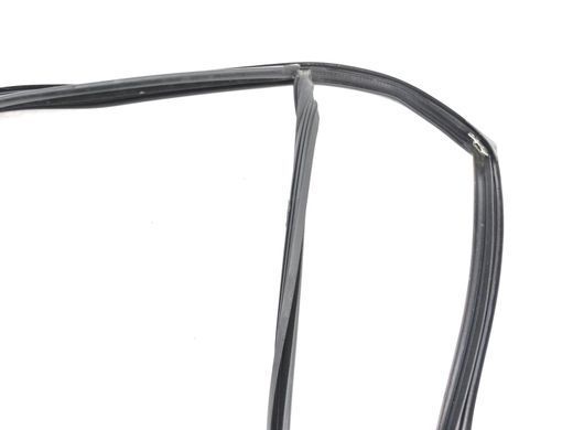 Уплотнитель боковых стекол задний правый VOLKSWAGEN TIGUAN 2007-2011 5N0839432F, 5N0839432F, B