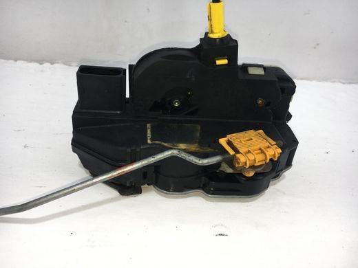 Замок двери задний правый CHEVROLET TRAX U200 2013-2016 13579548, 13579548, A