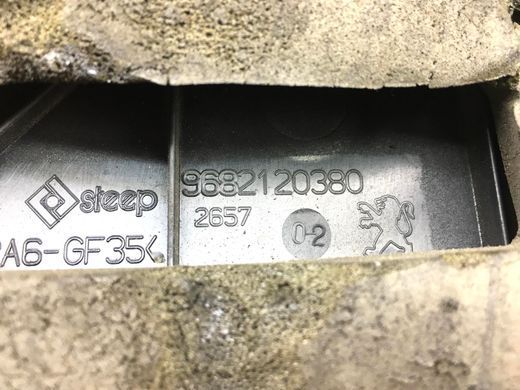 Крышка двигателя CITROEN C-CROSSER 2007-2013 (9682120380) 0137A1, 0137A1, B