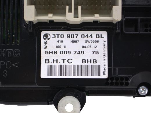 Блок управління пічкою/кліматконтролем SKODA SUPERB 3T 2008&ndash;2013 3T0907044BL, 3T0907044BL, A