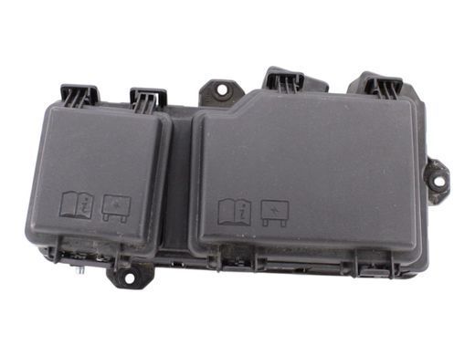 Блок запобіжників LAND ROVER DISCOVERY SPORT L550 2019- K8D214A073AD, K8D214A073AD, A