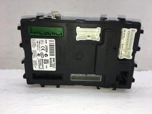 Блок запобіжників RENAULT KOLEOS 2008-2011 284B1JY00A, 284B1JY00A, A