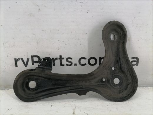 Кронштейн балки передний правый TOYOTA AVENSIS T27 2009-2011 5225705031, 5225705031, A