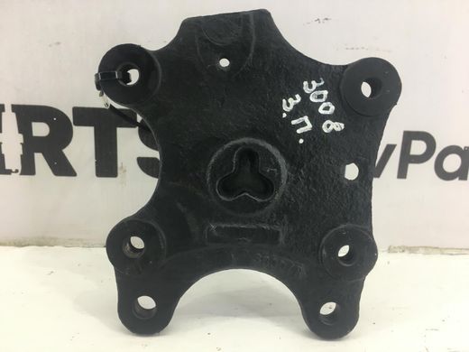 Цапфа задняя правая PEUGEOT 3008 2009-2013 517646, 517646, A