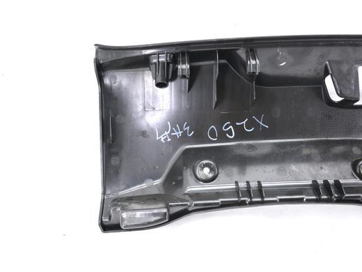 Накладка замка багажника JAGUAR XF X250 2008-2011 8X23-54406A64-AD, 8X23-54406A64-AD, B